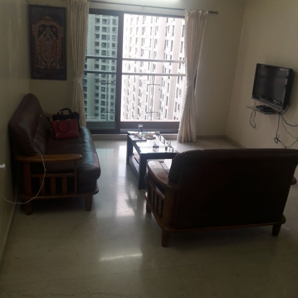 2 to 6 bhk service apartment near Korum mall Viviana Thane-serviced apartment Eastern Express Highway